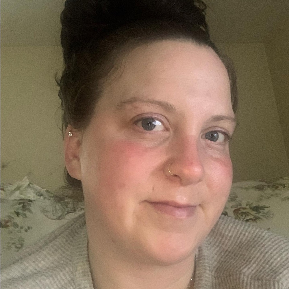 Meet your Posher, Crystal